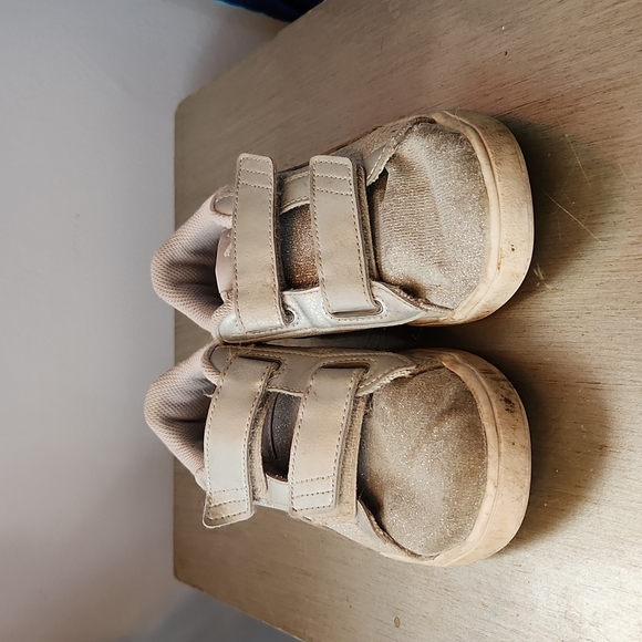 Puma girls runners - Picture 2 of 5